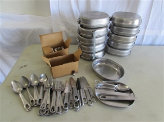 VINTAGE ARMY MESS KITS & MORE