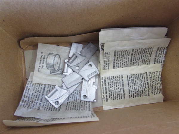 VINTAGE ARMY MESS KITS & MORE