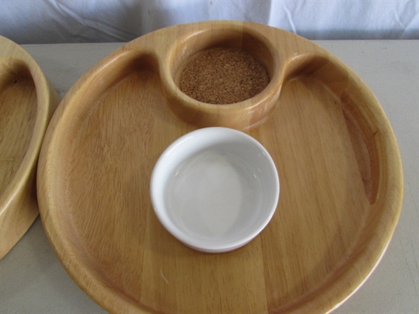 WOODEN CHIP/DIP TRAYS & 2 CORELLE OVAL PLATTERS