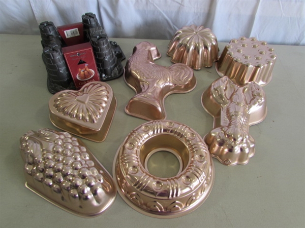 VINTAGE COPPER JELLO MOLDS & CASTLE BUNDT CAKE MOLD