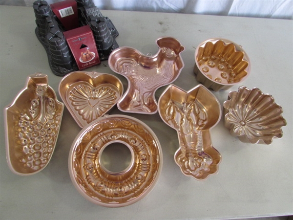 VINTAGE COPPER JELLO MOLDS & CASTLE BUNDT CAKE MOLD