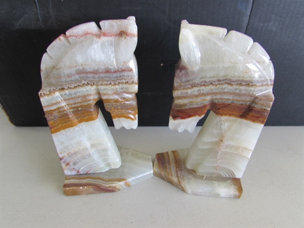 2 SETS OF CARVED ONYX HORSE HEAD BOOKENDS