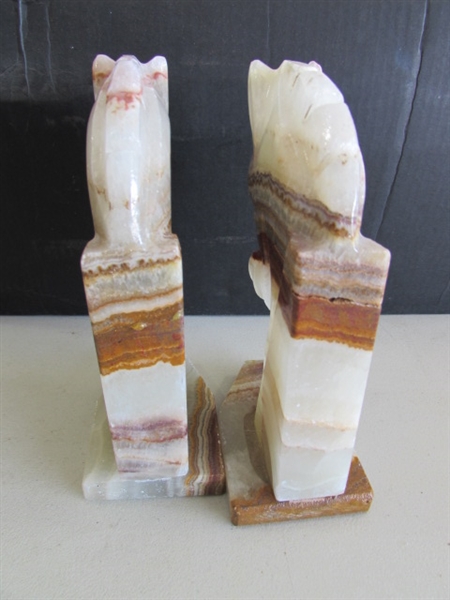 2 SETS OF CARVED ONYX HORSE HEAD BOOKENDS