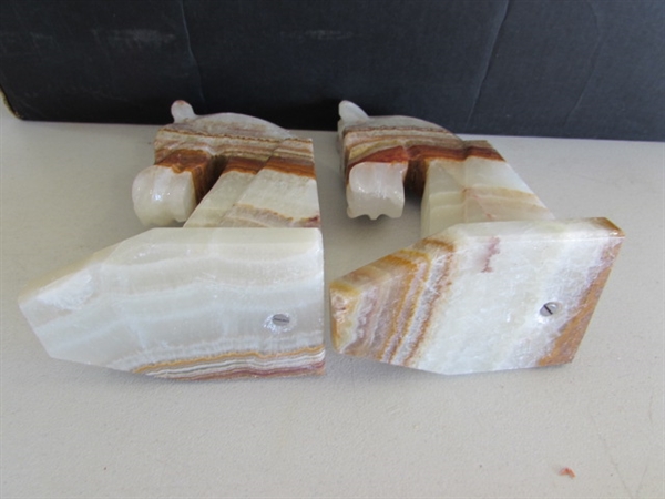 2 SETS OF CARVED ONYX HORSE HEAD BOOKENDS