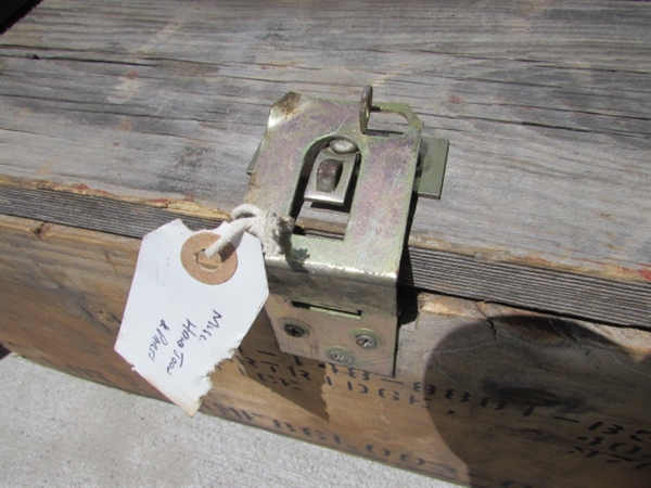 VINTAGE WOODEN AMMO CRATE/BOX WITH MISC HAND TOOLS & PARTS
