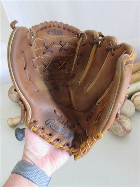 VINTAGE BASEBALL & SOFTBALL SUPPLIES