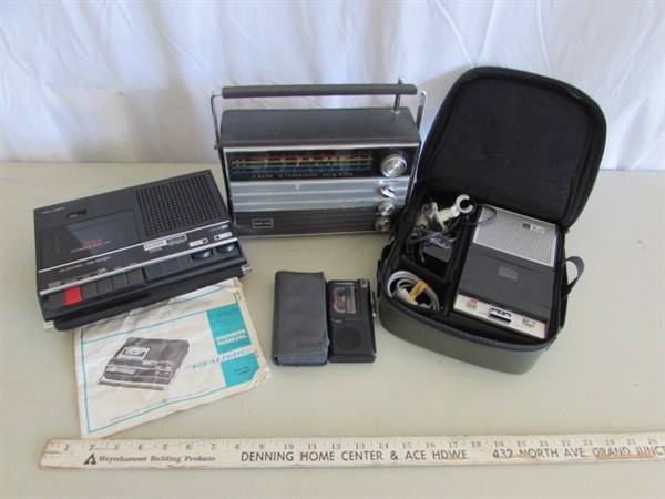 VINTAGE RADIO & CASSETTE RECORDERS