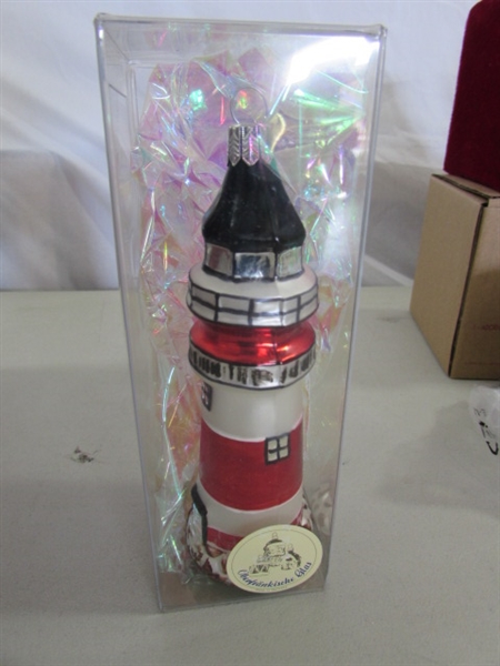 CHRISTMAS LIGHTHOUSE DECOR & MORE