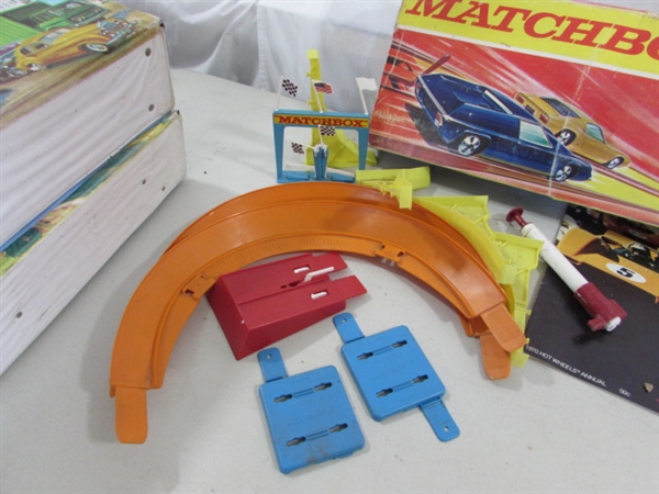 VINTAGE MATCHBOX FOLD-OUT PLAYSETS, RACETRACK & HOT WHEELS ITEMS