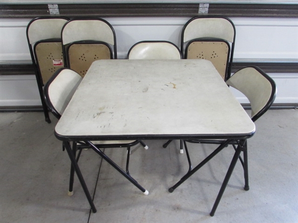 VINTAGE SAMSONITE CARD TABLE & 6 CHAIRS