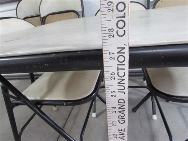 VINTAGE SAMSONITE CARD TABLE & 6 CHAIRS