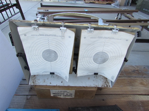 3 SMALL AIR GUN PELLET TRAPS & BOX OF PAPER TARGETS