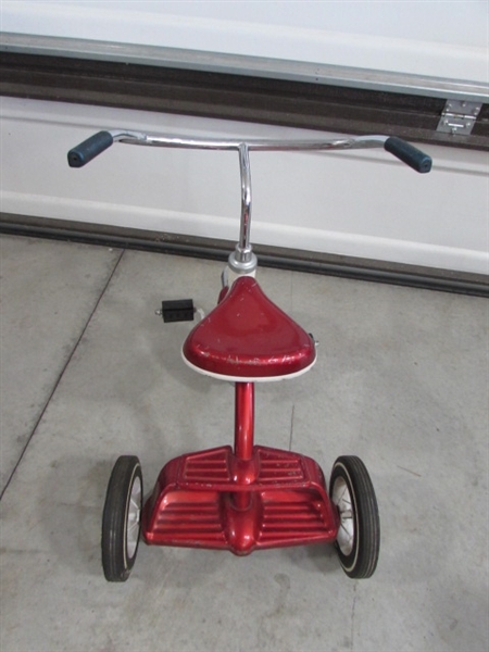 VINTAGE MURRAY TRICYCLE