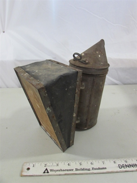 GRAMBEL & 2 BELLOW BEE SMOKERS