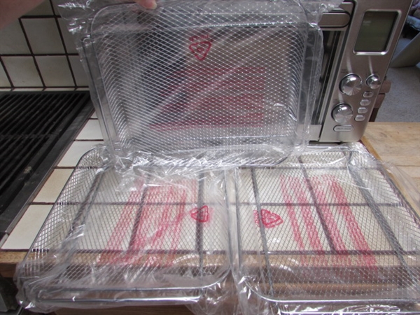 NEW EMERIL LAGASSE TOASTER OVEN W/ROTISSERIE