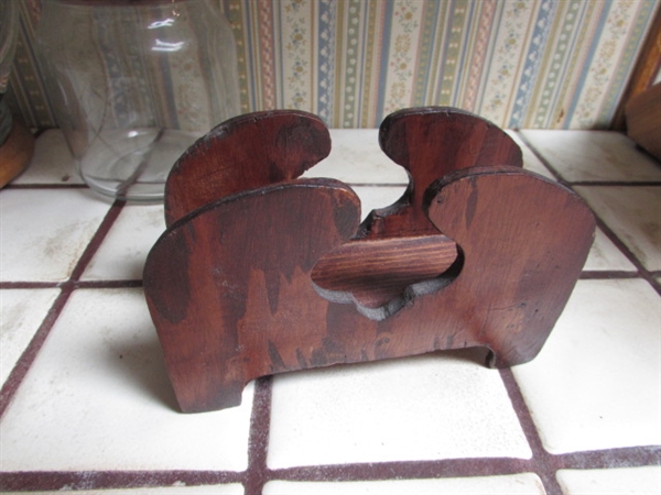 WOOD & GLASS ASSORTMENT OF KITCHEN CANISTERS, TEA PITCHER & 2 KNIFE BLOCKS