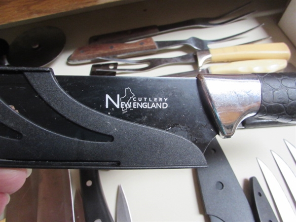 ASSORTMENT OF KITCHEN KNIVES & SHARPENING STONE