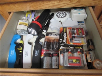 LIGHTERS, TIMERS & BATTERIES