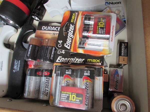 LIGHTERS, TIMERS & BATTERIES