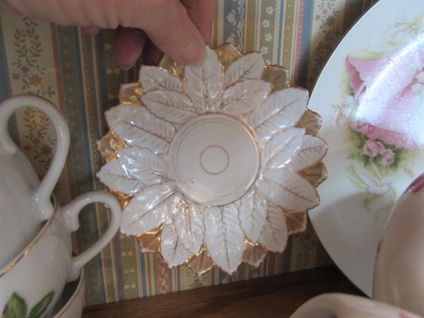 VARIETY OF MINIATURE TEA CUPS, SAUCERS AND TEAPOT W/ ONE 25 YEAR ANNIVERSARY PLATE