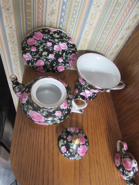 VICTORIA'S GARDEN TEA CUP, SAUCERS & POTS