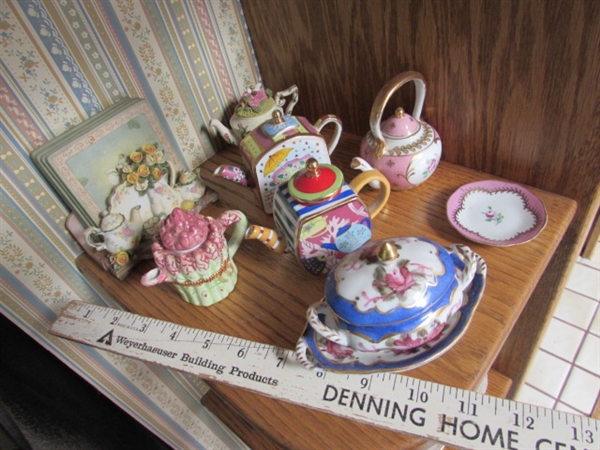 MINI TEAPOT COLLECTION & COASTERS