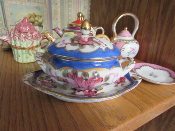 MINI TEAPOT COLLECTION & COASTERS