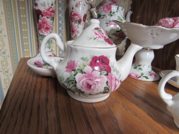 QUEEN BESS CHINA MINI TEA COLLECTION W/TWO CANDLESTICK HOLDERS