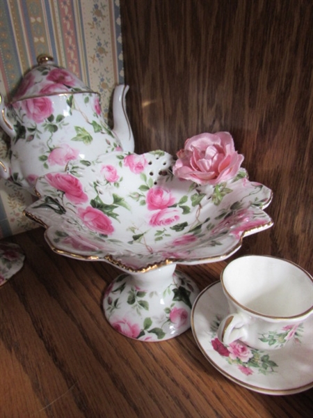 QUEEN BESS CHINA MINI TEA COLLECTION W/TWO CANDLESTICK HOLDERS
