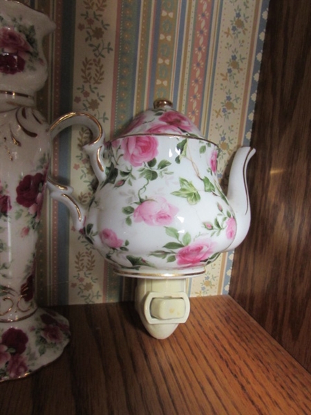 QUEEN BESS CHINA MINI TEA COLLECTION W/TWO CANDLESTICK HOLDERS