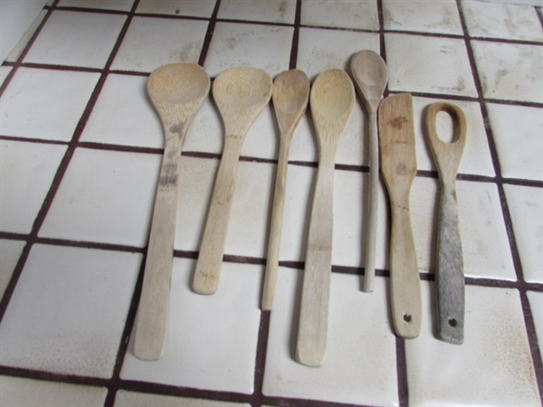 VINTAGE CARVING BOARD, CUTTING BOARDS AND WOODEN SPOONS