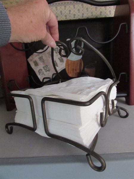 TUSCAN WOODEN CLOCK, WINE RACK, VASE, NAPKIN & PLATE HOLDER.