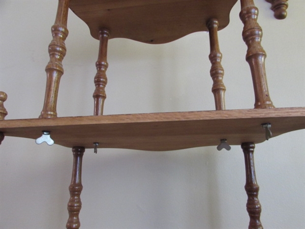 VINTAGE ETAGERE BOOKCASE & 2 SHELVES