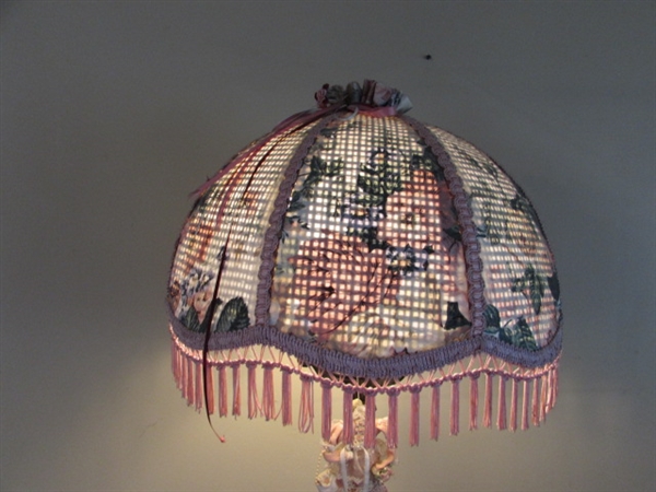 ANTIQUE VICTORIAN FLOOR LAMP