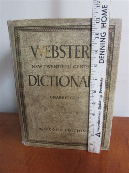 VINTAGE WEBSTER'S DICTIONARY 1966