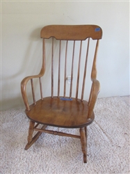 MAPLE ROCKING CHAIR