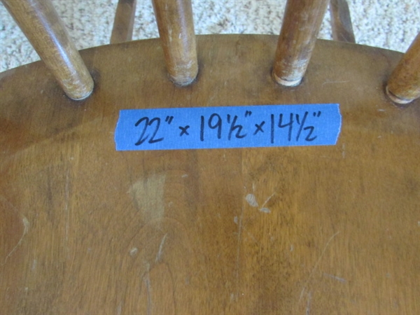 MAPLE ROCKING CHAIR