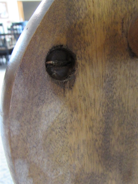 MAPLE ROCKING CHAIR