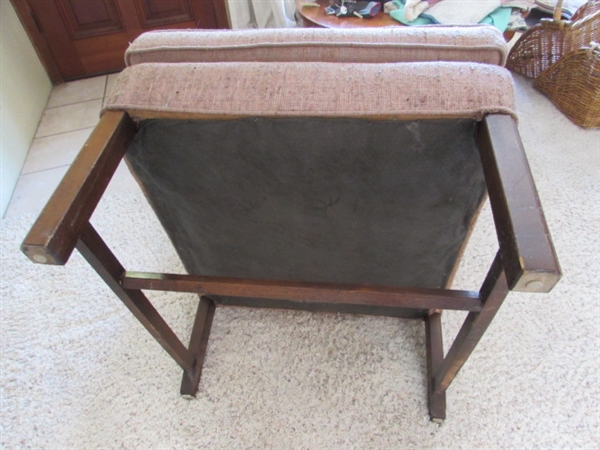 VINTAGE WINGBACK CHAIR
