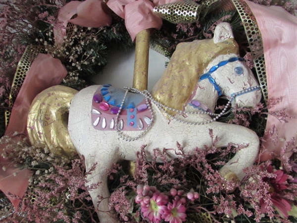 CAROUSEL HORSE DECORATIVE WREATH
