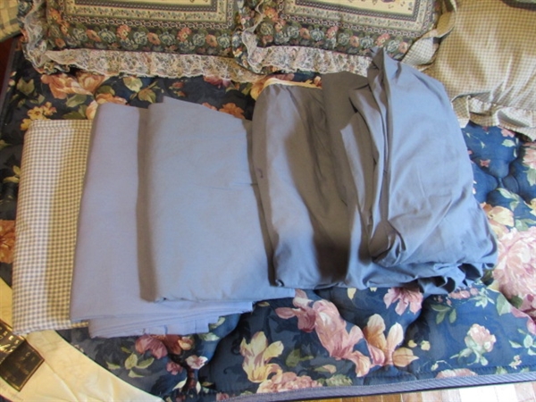 TWIN BED AND BEDDING