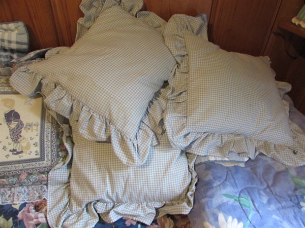 TWIN BED AND BEDDING