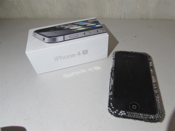 COLLECTION OF CELL PHONES - ANDROID & I PHONES
