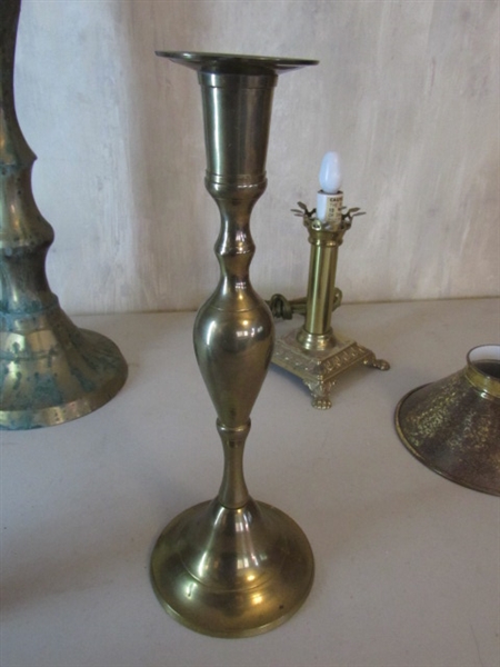 BRASS LAMP & CANDLESTICK COLLECTION