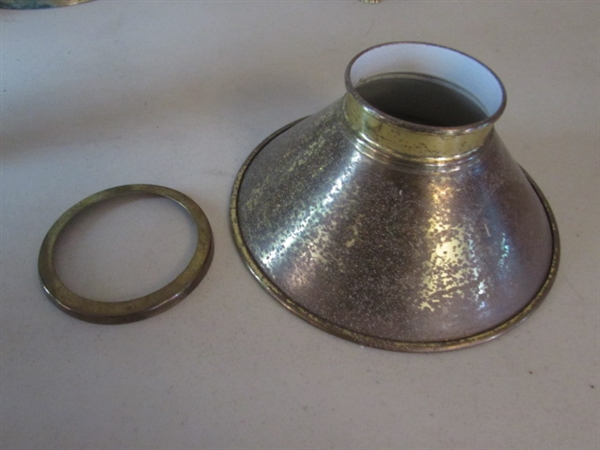 BRASS LAMP & CANDLESTICK COLLECTION