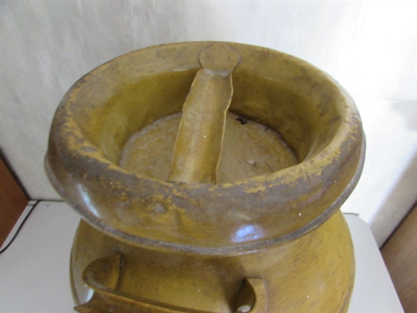 DECORATIVE METAL MILK CAN