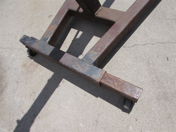 HEAVY DUTY HYDRAULIC ENGINE HOIST